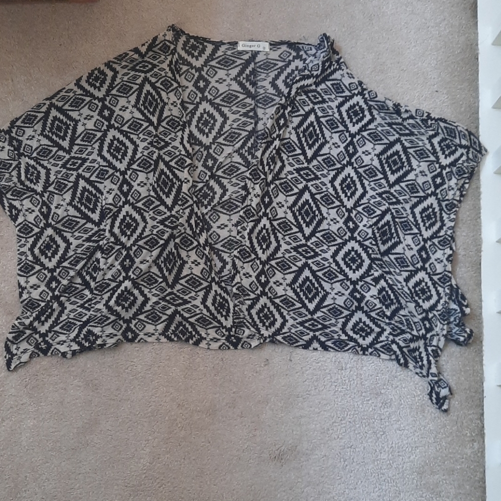 Flowy‎ top